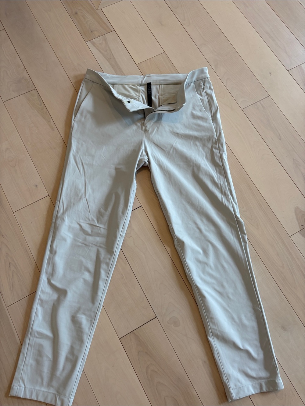 Lulu Lemon Men's Slim Casual ABC Pants in Light Beige 36 Tall